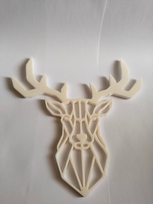 Geometrik Geyik Baş Figürü - 3D Dekoratif Tasarım