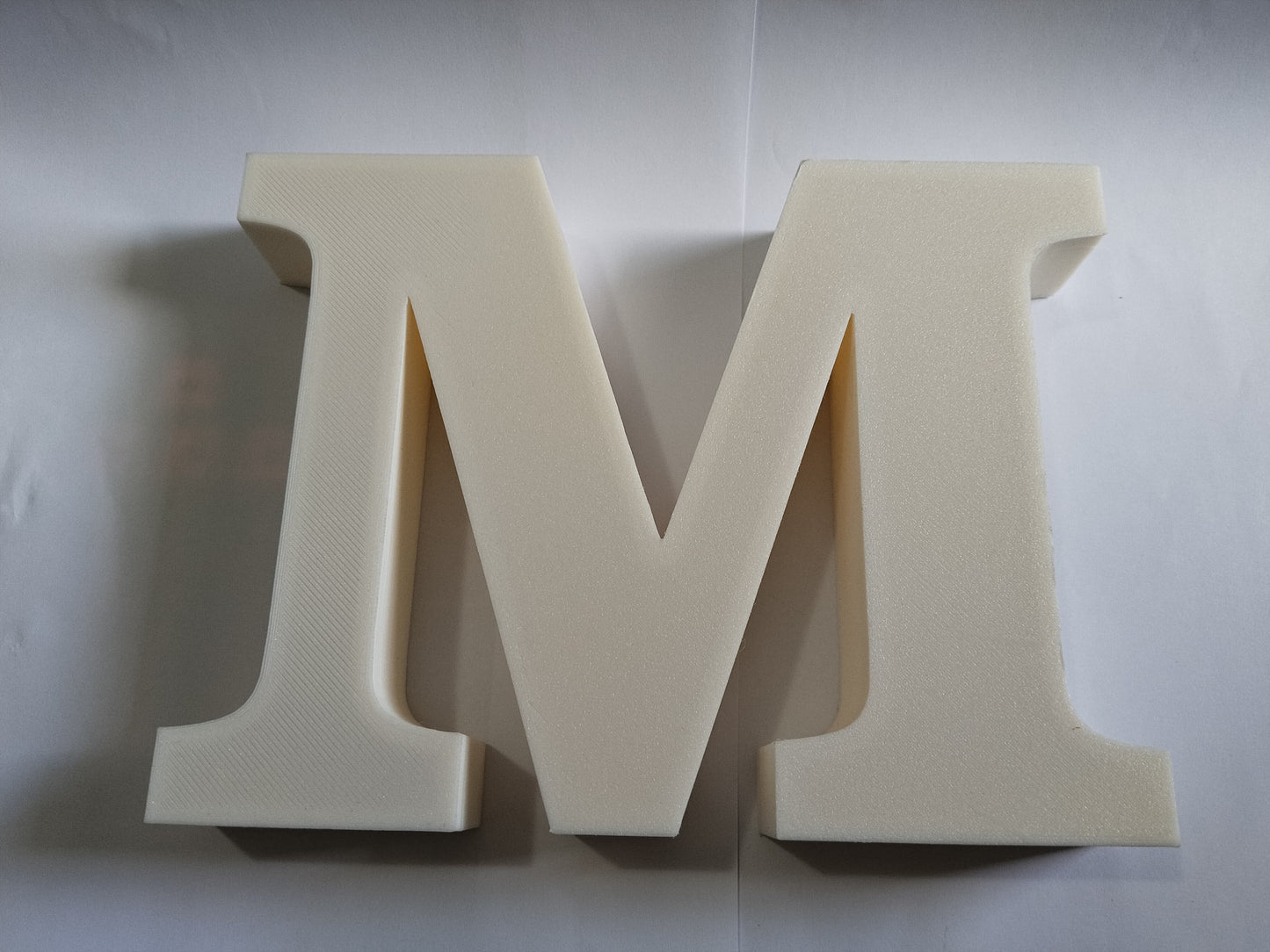 3D Baskı Dekoratif “M” Harfi