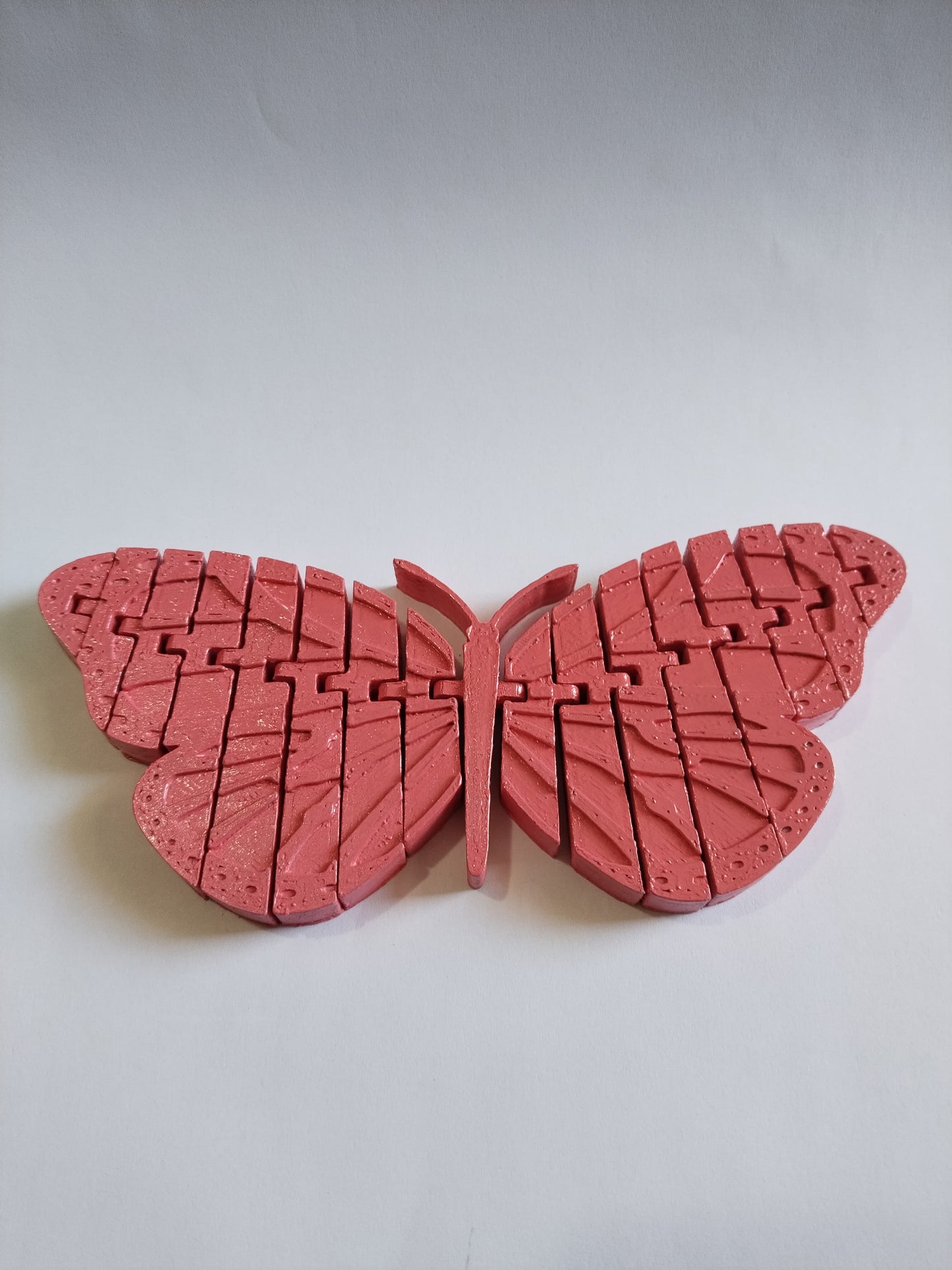 Hareketli Kelebek Modeli – Estetik ve Eğlenceli Masaüstü Dekoru | 3D Baskı